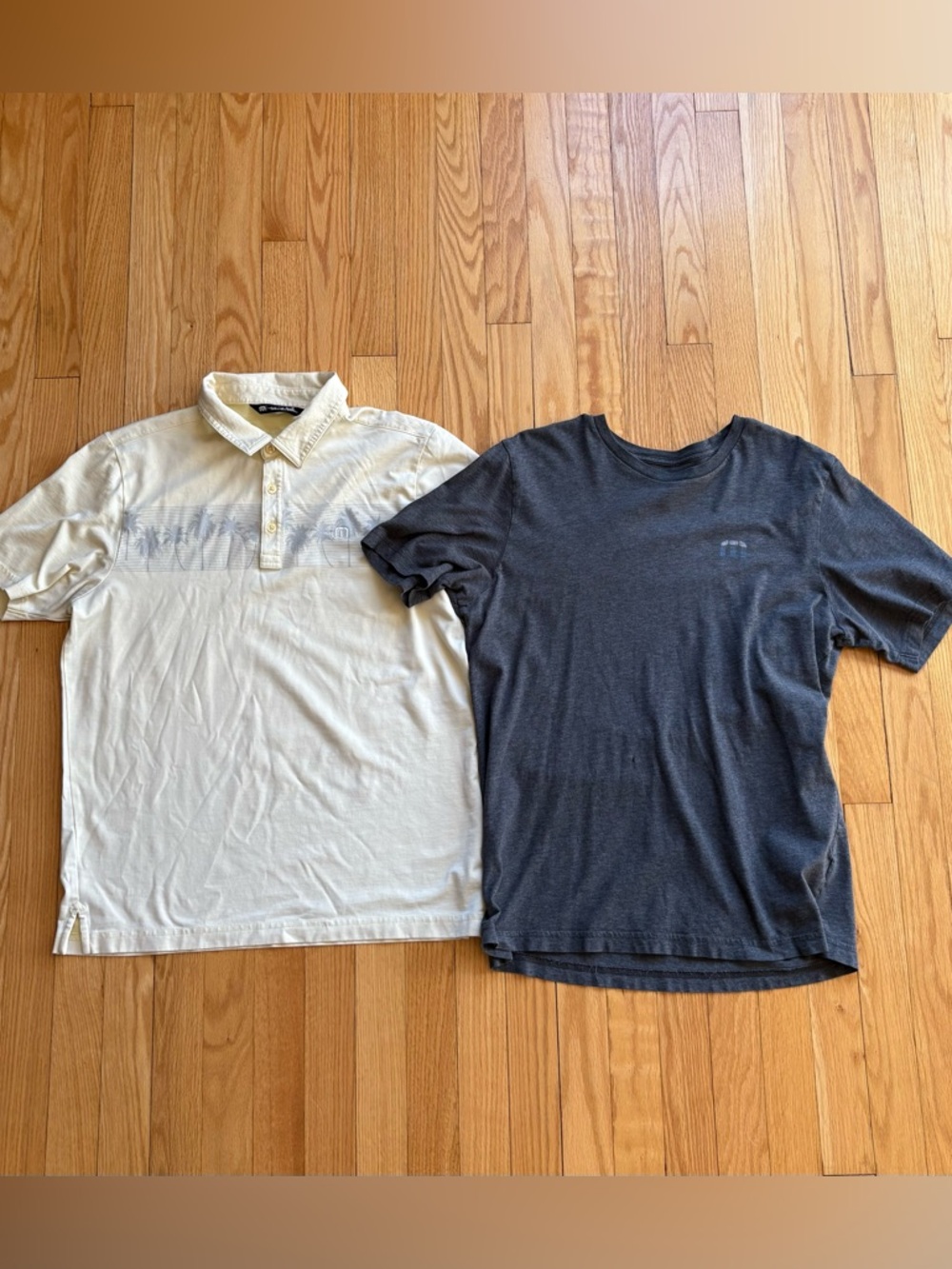 Lot 2 Travis Mathew Men’s Short Sleeve Shirt & Polo Medium Yellow Defect READ